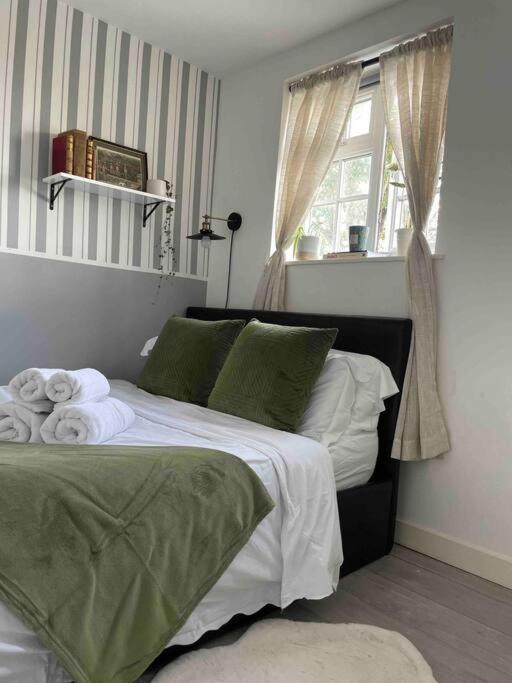 One Bedroom Putney Village Flat Londyn Zewnętrze zdjęcie